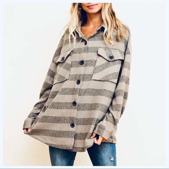 #15 ✨LAST ONE✨Boyfriend Oversized color block jacket Fall/Winter Hottest style - Picture 4 of 5